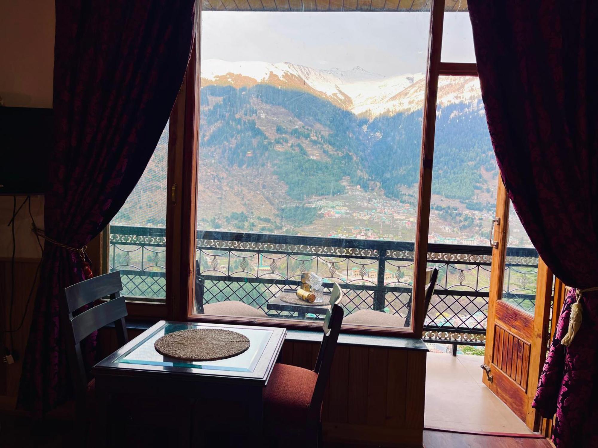 The Manu Emerald # Farmhouse # Top Selling Cottage In Manali # Peaceful Heritage Cozy Stay # Lawn With Bonfire # Most Awarded Exterior foto